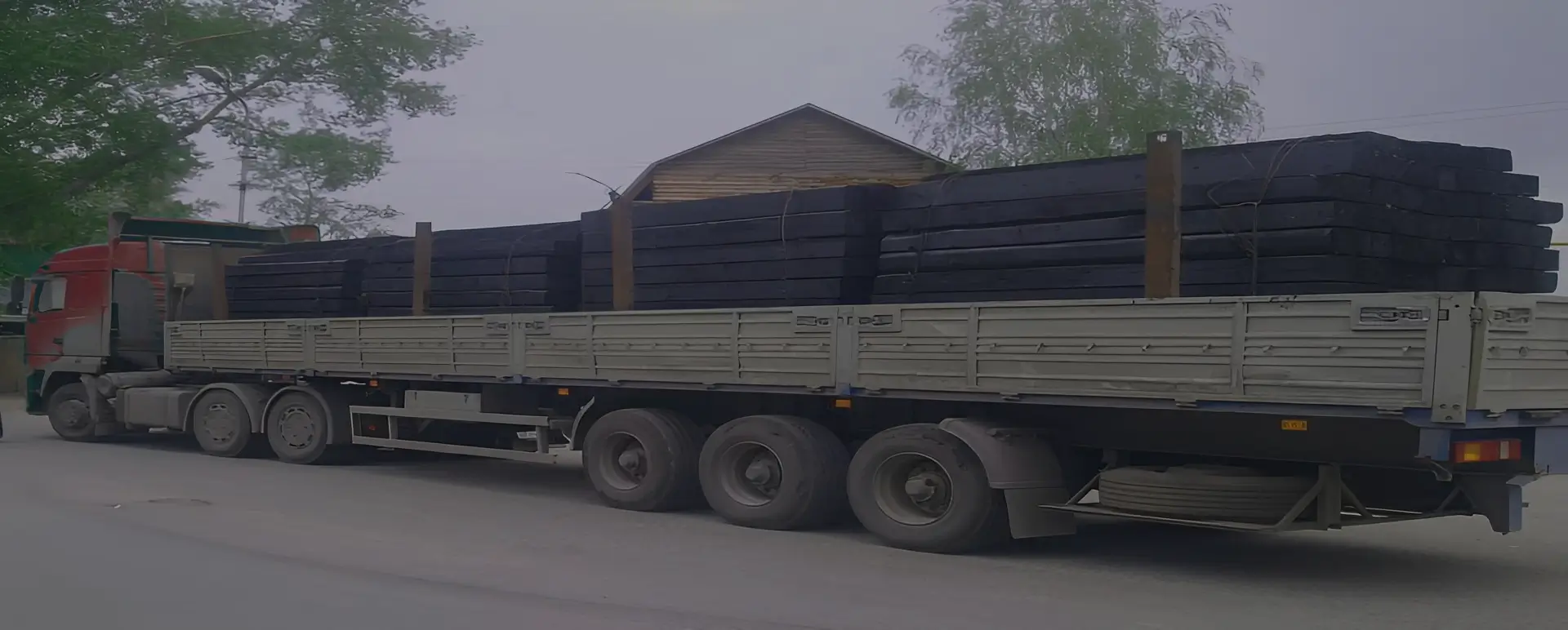 Сервис от транспортной компании по доставке шпал по России из Нюрбы автотранспортом